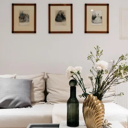Art - Loftaffair Apartman